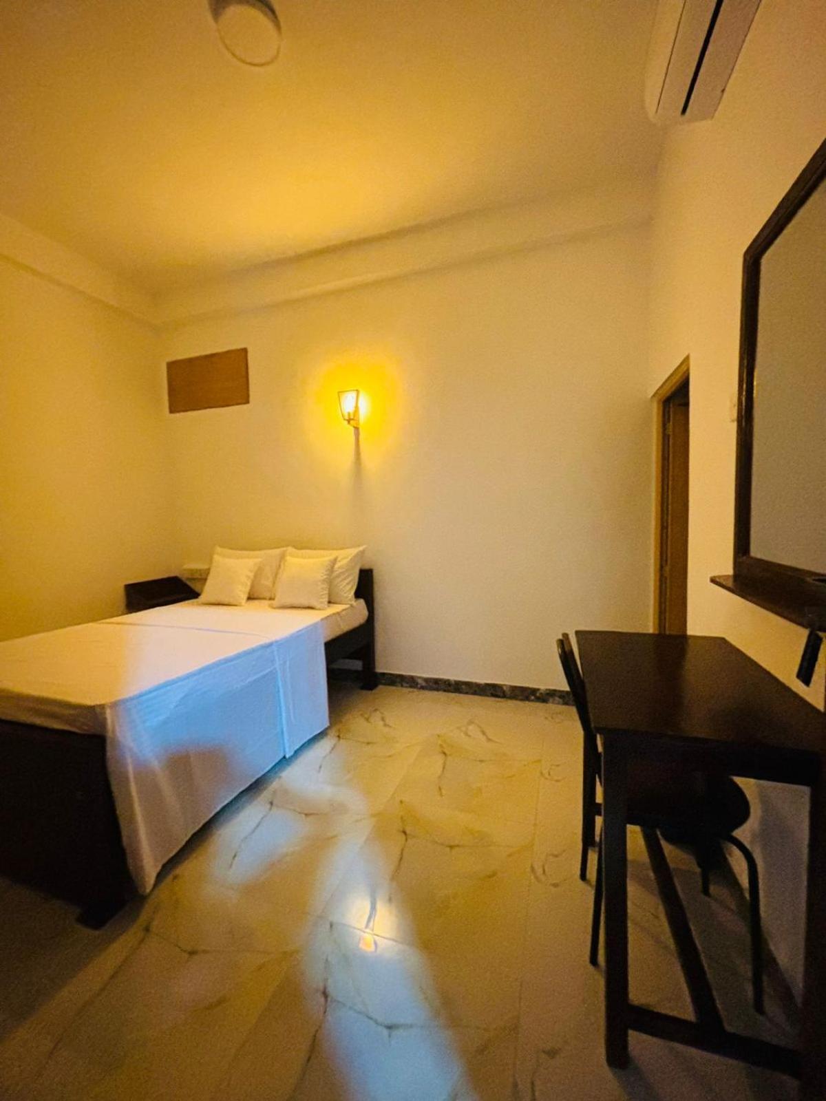 Jaya Villa - Near Airport เนกอมโบ ภายนอก รูปภาพ